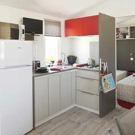 4 Etoiles - Piscine - Ccbbiai *