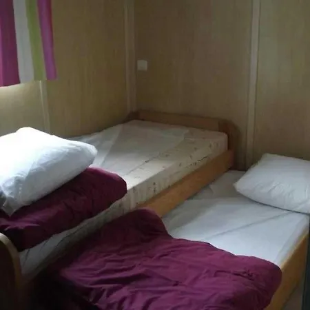 4 Etoiles - Piscine - Ccbbiai 圣特罗让莱班