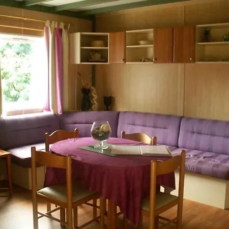 4 Etoiles - Piscine - Ccbbiai *