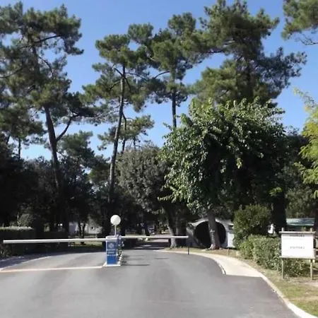 Kamp alanı 4 Etoiles - Piscine - Ccbbiai