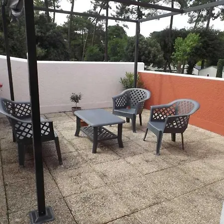 4 Etoiles - Piscine - Ccbbiai *