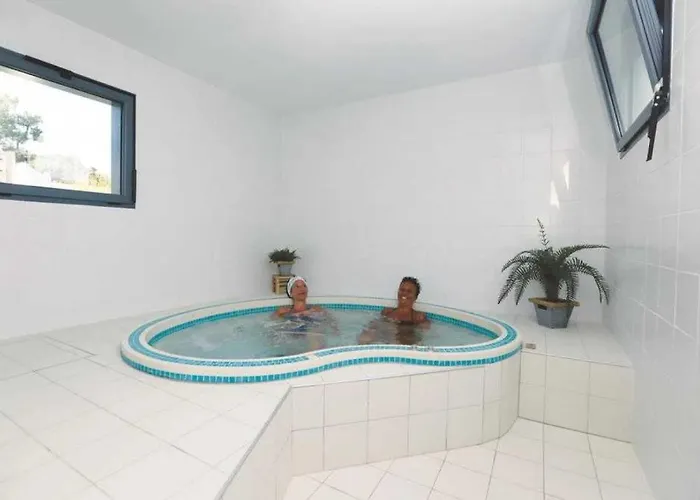 Parque de Campismo 4 Etoiles - Piscine - Ccbbiai