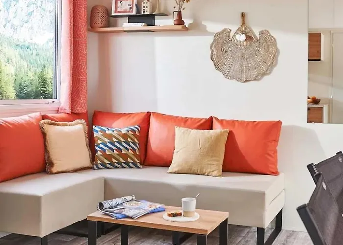 4 Etoiles - Piscine - Ccbbiai