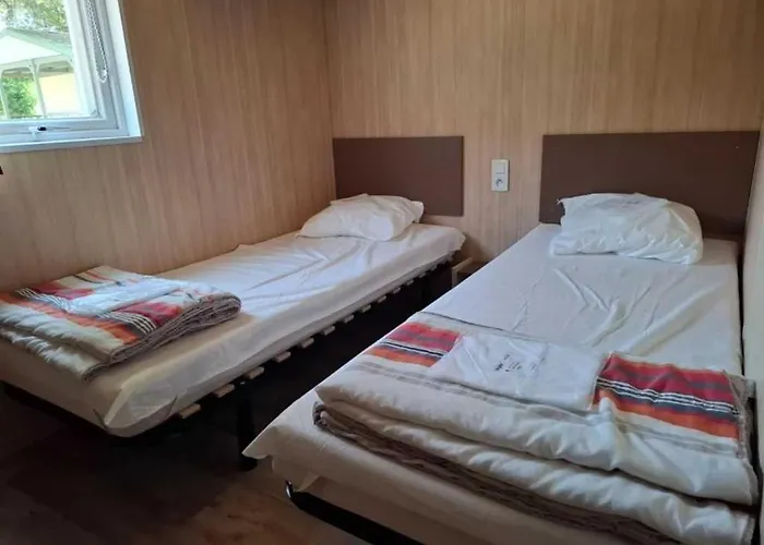 4 Etoiles - Piscine - Ccbbiai