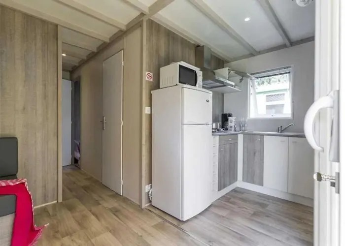 4 Etoiles - Piscine - Ccbbiai *