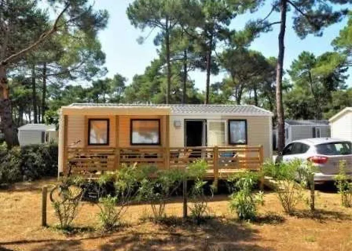 4 Etoiles - Piscine - Ccbbiai *